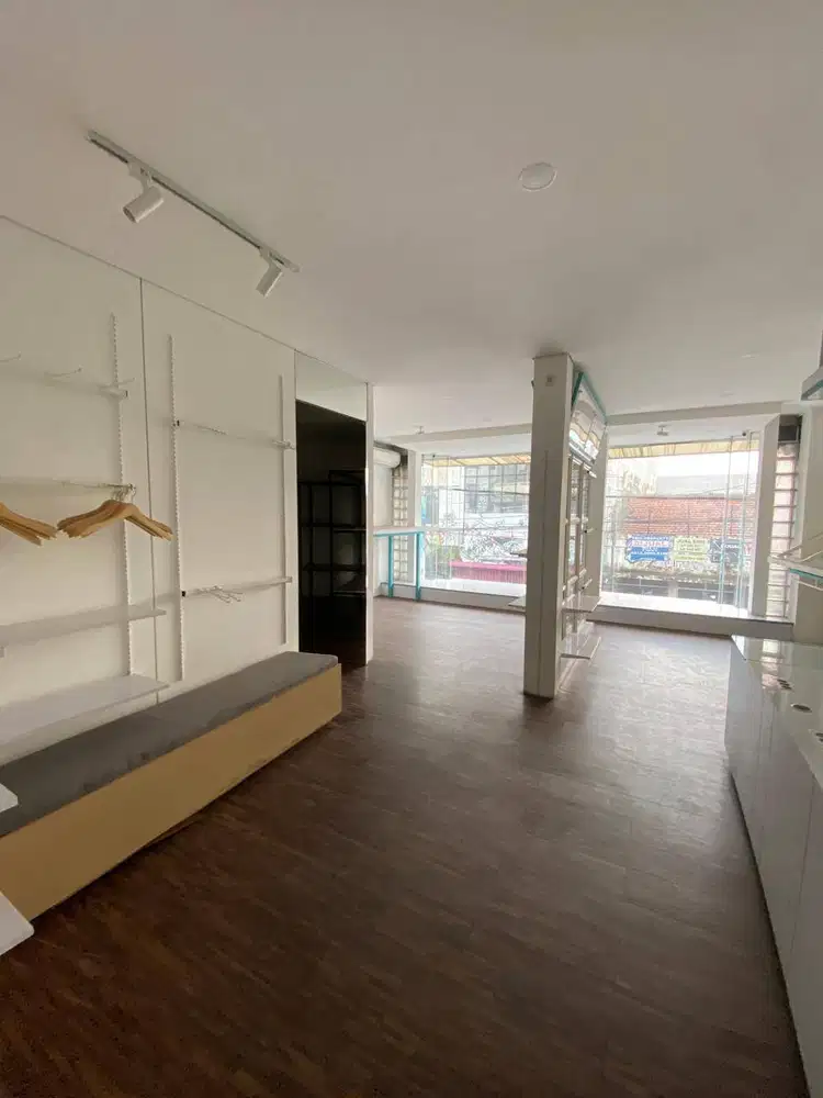 Dijual/Disewakan Ruko di Jl Veteran Bandung