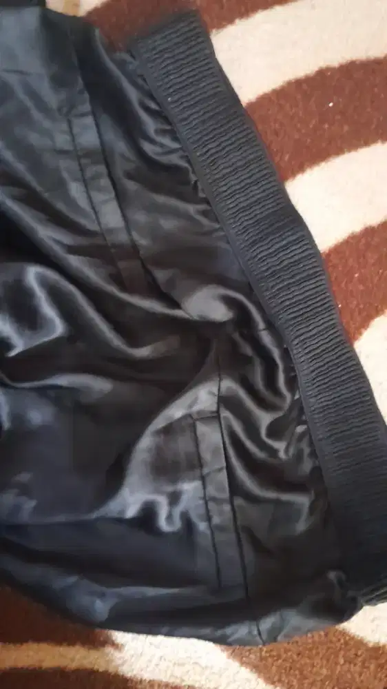 Celana panjang wanita