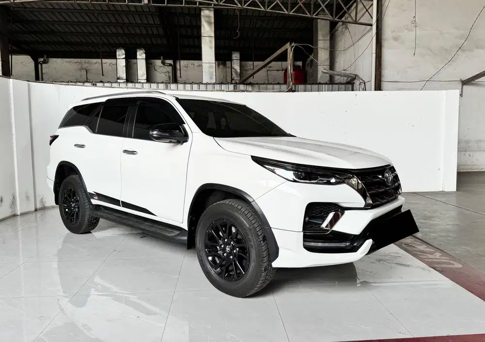Toyota Fortuner GR 2.8 At