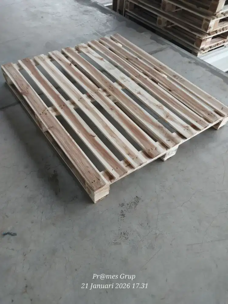Palet kayu uk : 120x100 cm