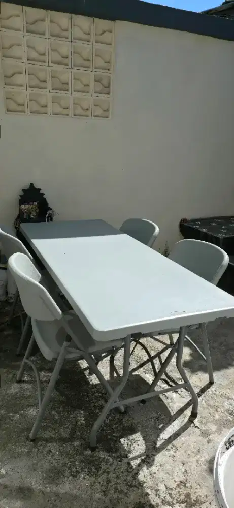 Meja Outdoor Informa (meja+ 4 Bangku)