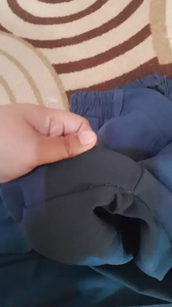 Celana panjang wanita