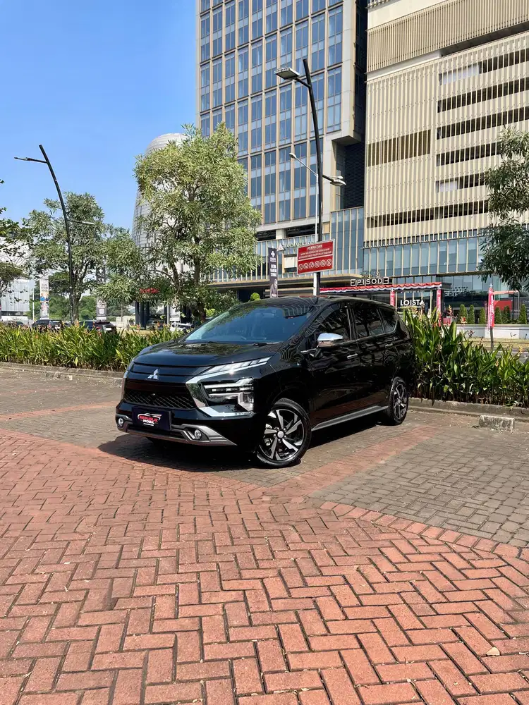 Mitsubishi Xpander Ultimate 1.5 Matic 2024 mobil keluarga irit nyaman