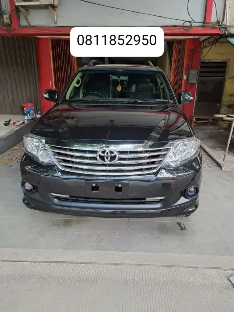 TOYOTA FORTUNER G A/T LUX 2012
