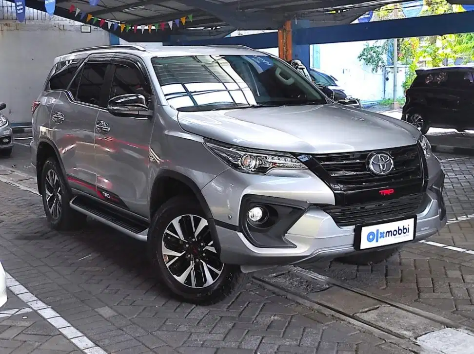 KM RENDAH - Fortuner 2.7 4x2 SRZ TRD Bensin-AT-2018