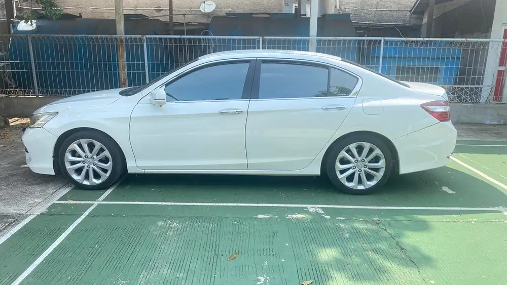 Honda Accord 2017 Bensin