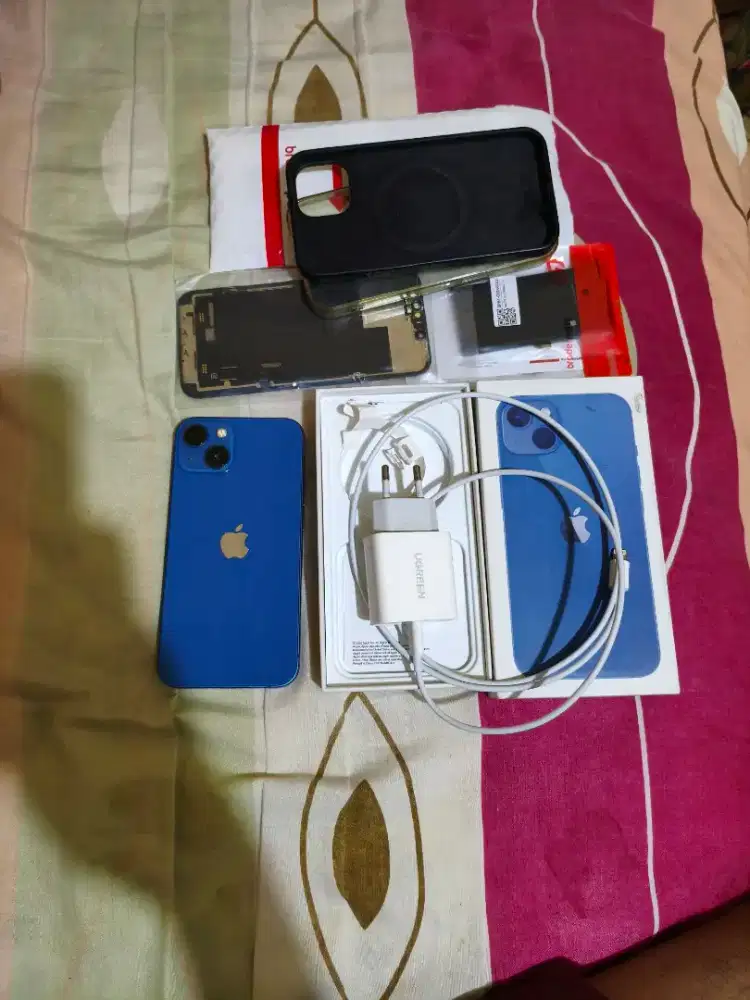 Iphone 13 256GB Resmi Beacuk Warna biru