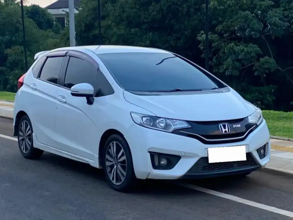 JUAL CEPAT HONDA JAZZ RS GK5 CVT 2014