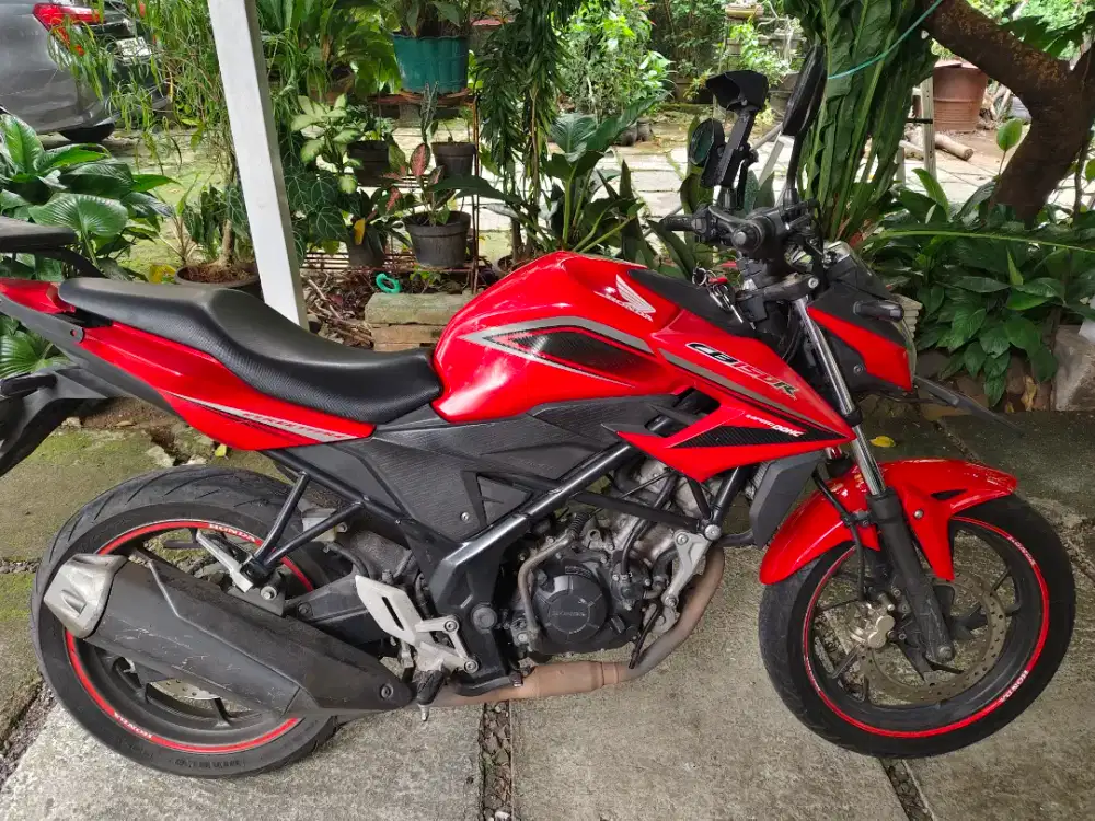 Honda CB150R Istimewa! Full Ori, Tangan 1, Pajak Panjang, Siap Pakai