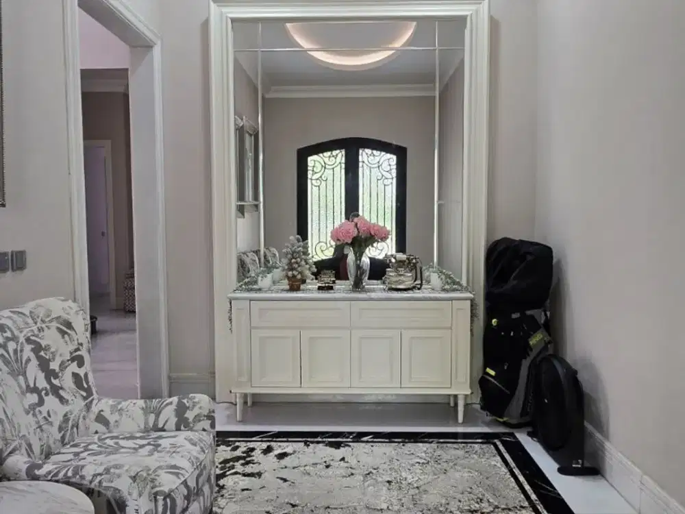 Dijual Cepat RUMAH MEWAH FULL FURNISHED  FORESTA BSD