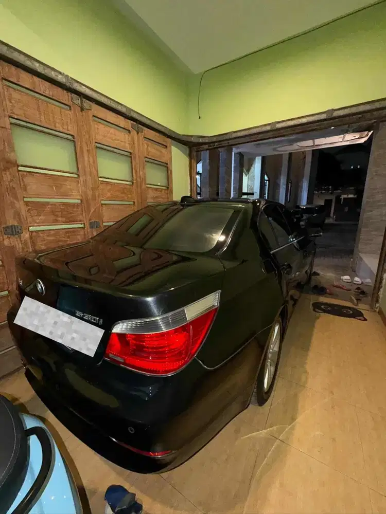 BMW 530i 2006 Bensin