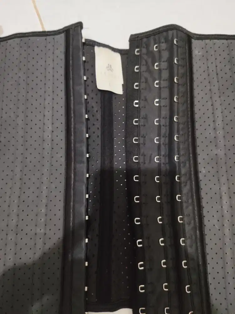 korset latex wanita 25 tulang penyangga untuk bb 65-75kg