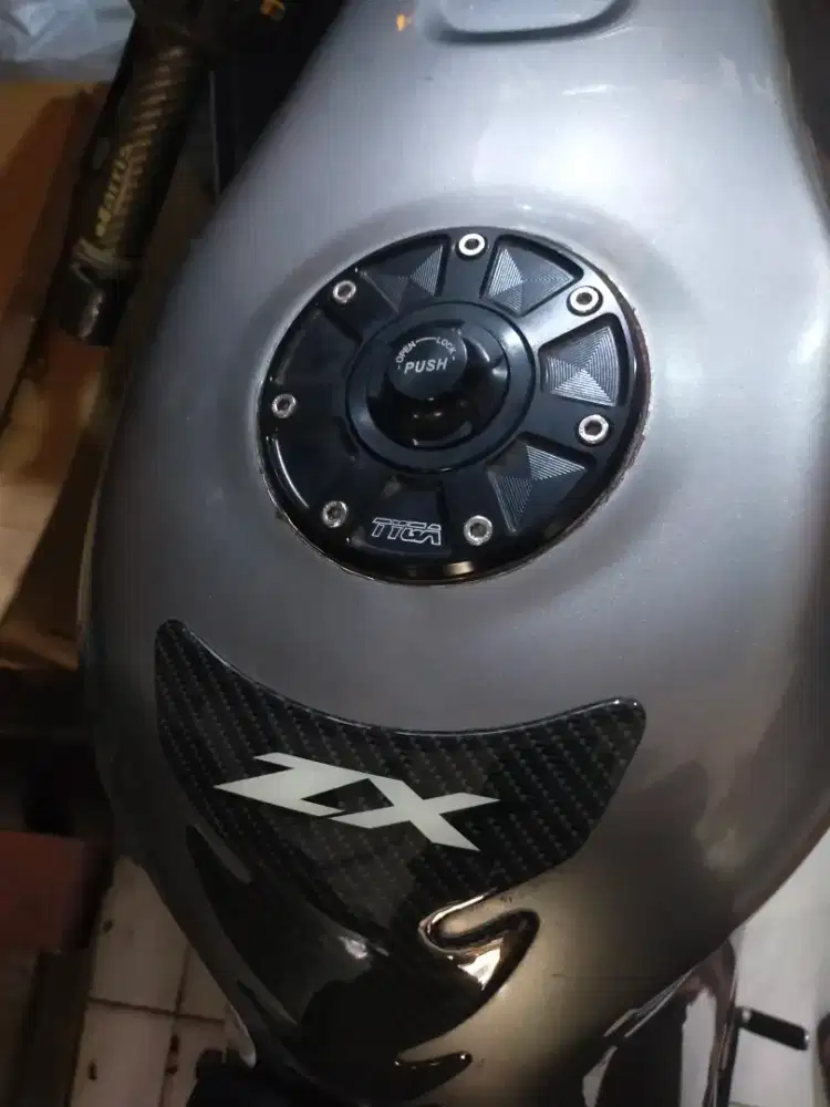 Kawasaki Ninja RR ZX SILVER CBU