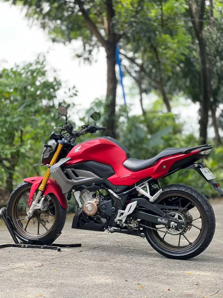 HONDA NEW CB150R 2024 MERAH KM 5K PAJAK PANJANG SUPER MULUS