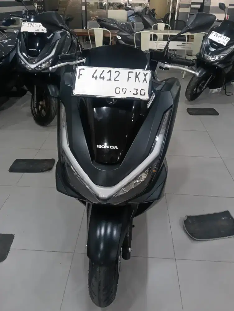 Di jual murah Honda PCX roadsing