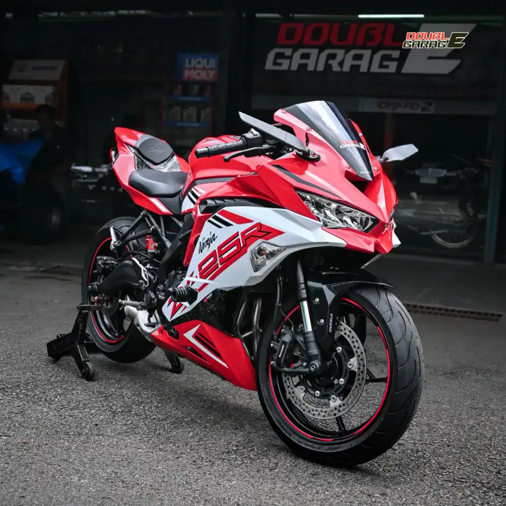 KAWASAKI ZX25R MERAH PUTIH 2022 LOW KILOMETER QS ABS