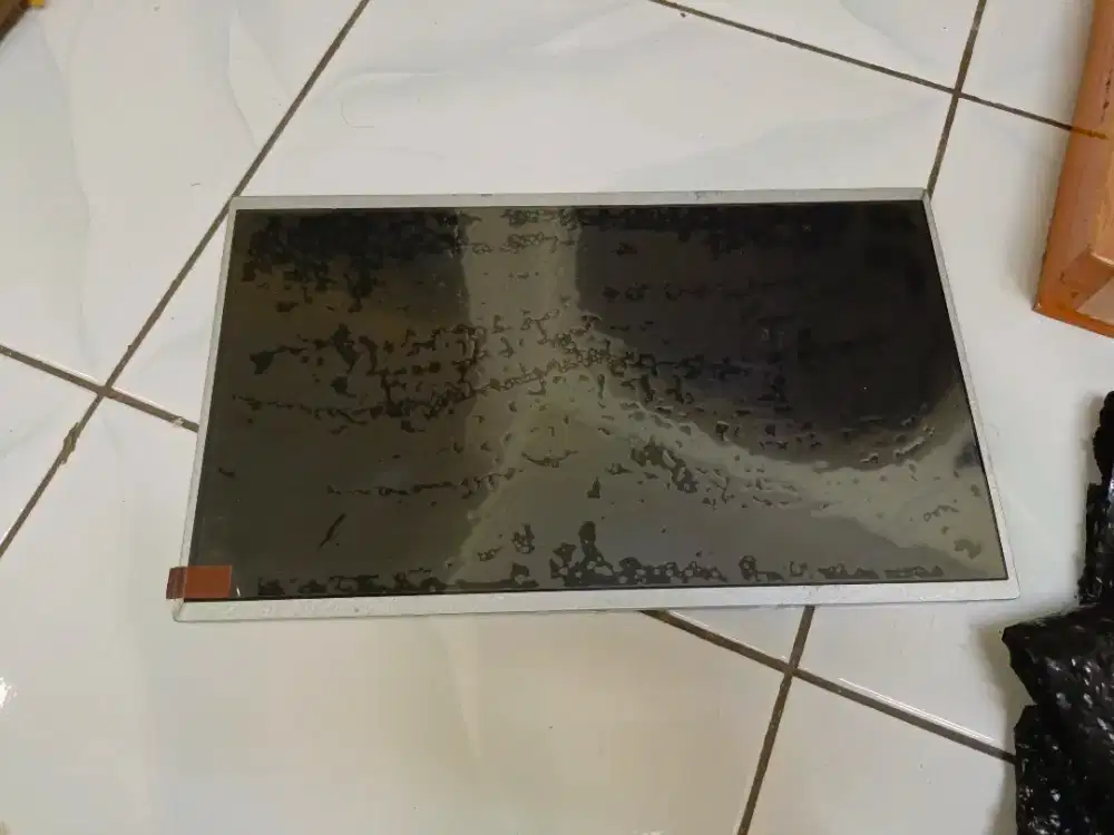 di jual aja lcd laptop asus A43S