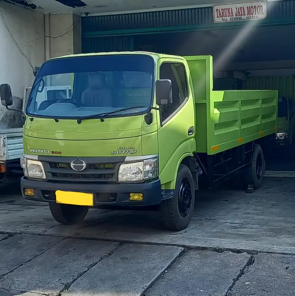 Hino Dutro 130HD 6 Roda Bak Tahun 2019