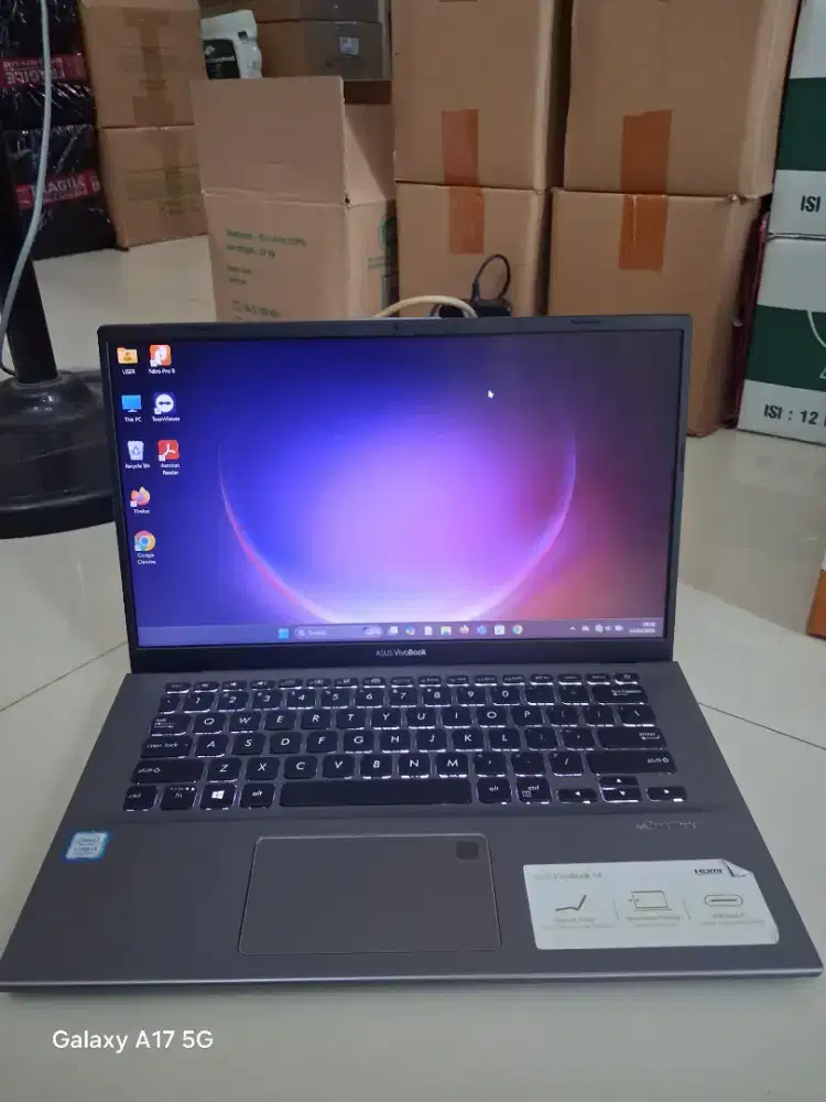 Asus  Vivobook x412FL Core i3 dobel VGA super slim