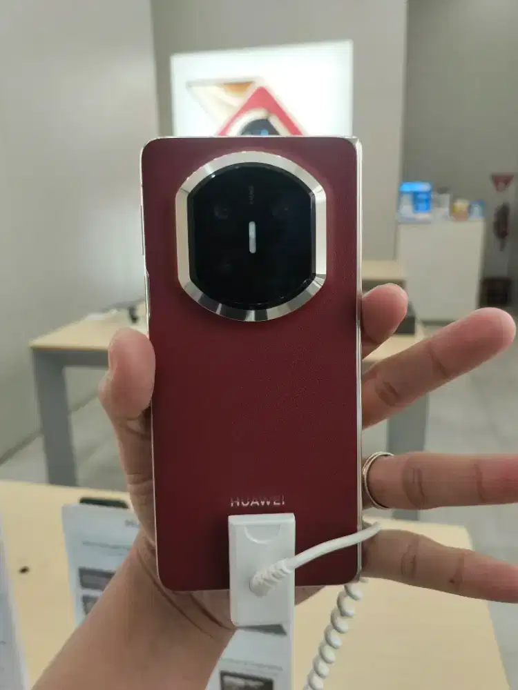 Dijual segera Huawei mate X7