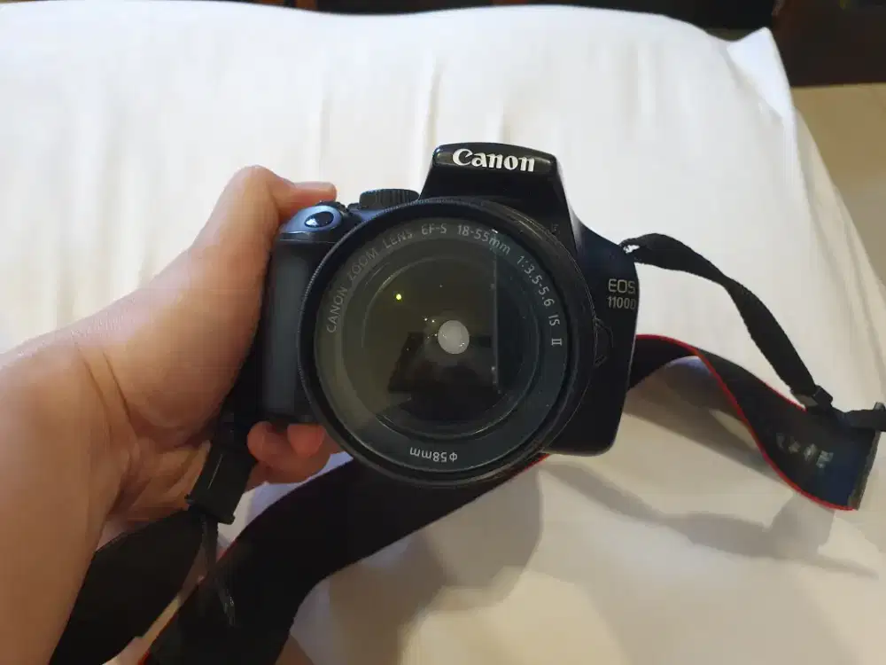 Camera Canon EOS 1100D second & lengkap