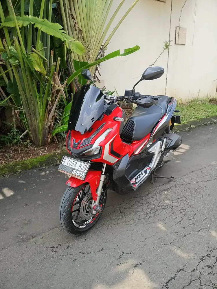 •Honda Adv ABS 150cc