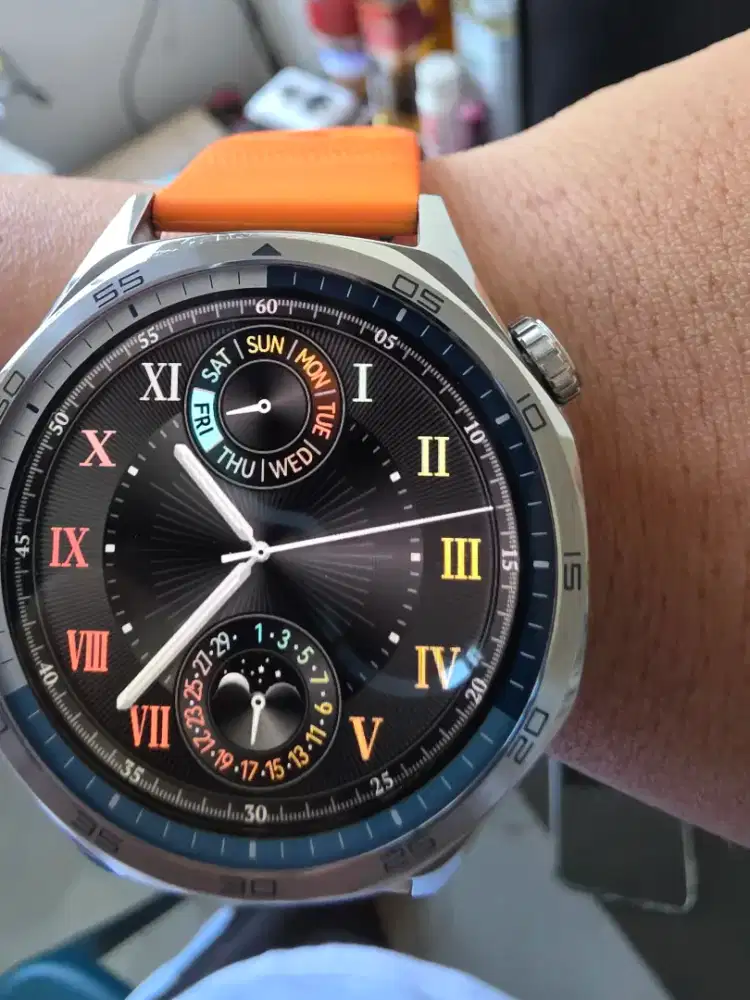 Smart watch huawei GT 5 series.