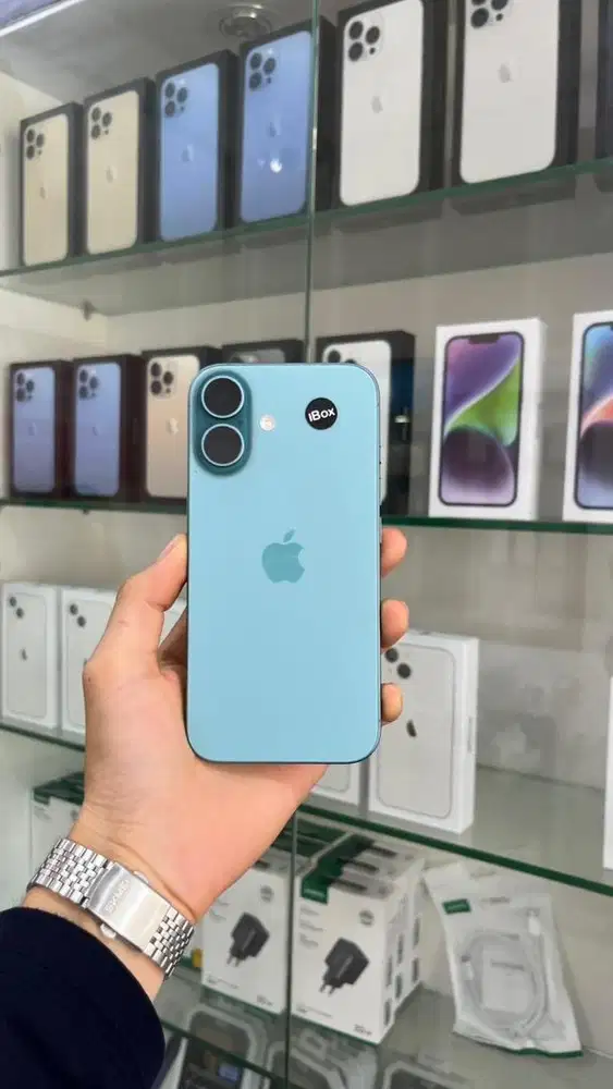 Iphone 16 128 GB Ibox, Garansi Aktif - Mei 2026