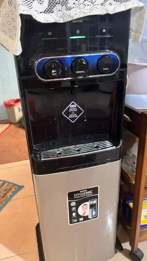 Dispenser Sanken Galon Bawah