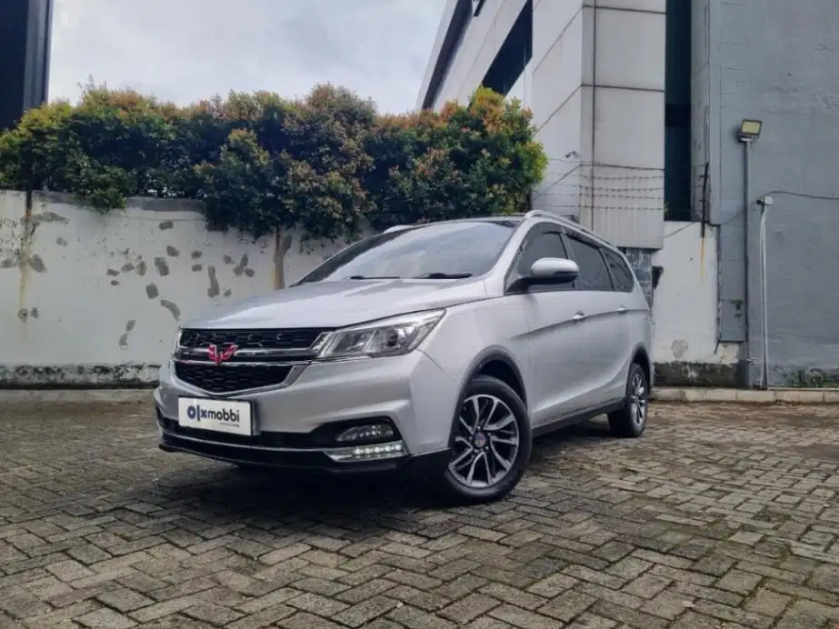 LOW DP Wuling Cortez 1.5 CT L Bensin-AT 2020 PKQ