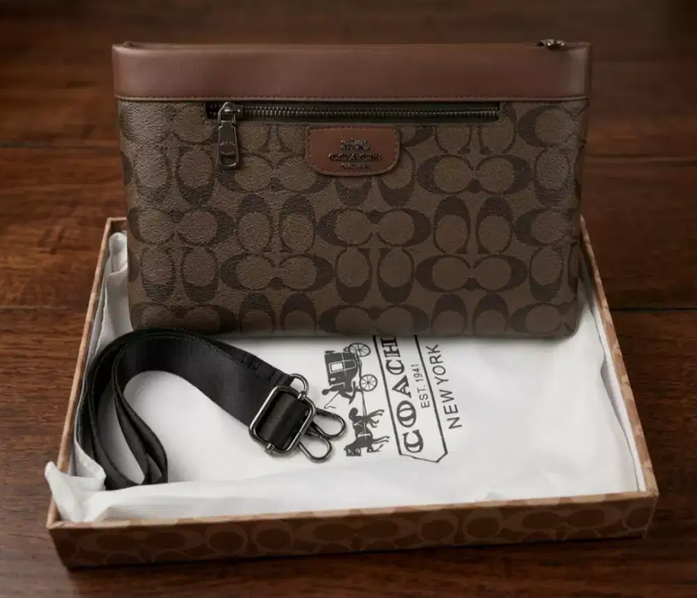 Tas Coach Cluth Wrist Bag Cowhide Witch PCV Women Signatur Canvas