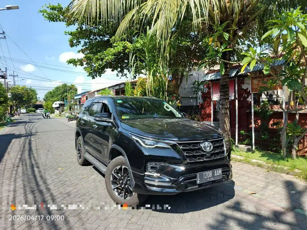 NEW FORTUNER VRZ GR SPORT 2.4 MATIC DIESEL 2021, KM 75 RIBU