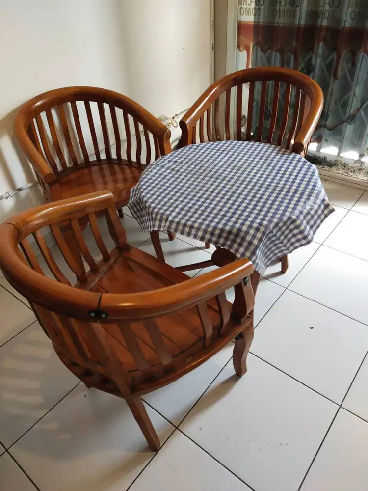 meja tamu jati 1 mejja 4 kursi