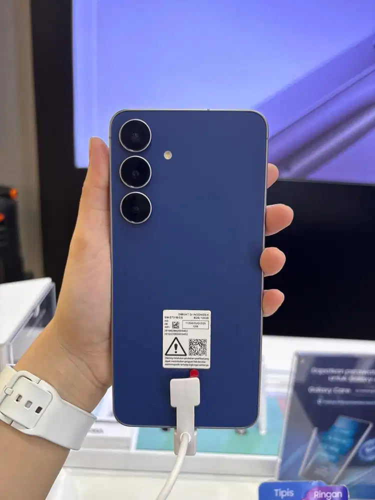 Kredir Galaxy S25 FE Gratis 2 X Cicilan