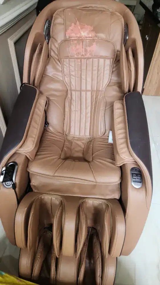 Kursi Pijat Kels Kenzo