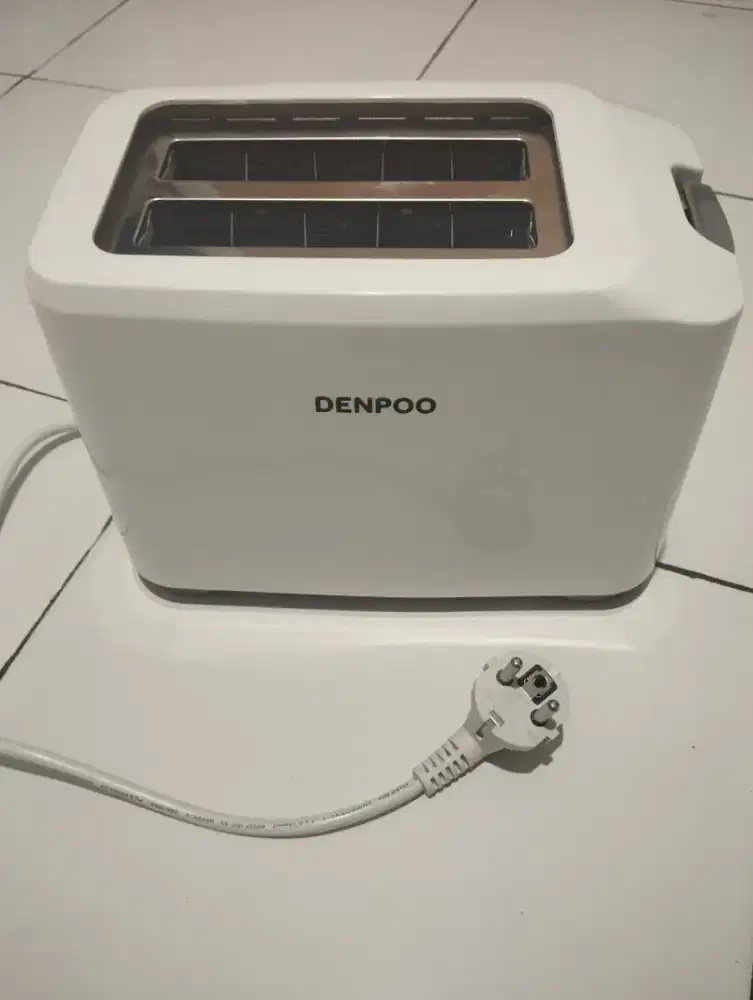 Toaster Pemanggang Roti Denpoo