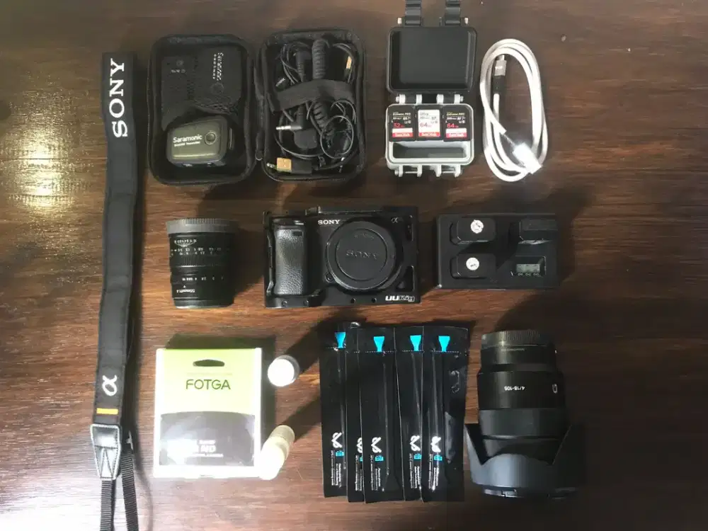 Satu set Kamera Sony A6400