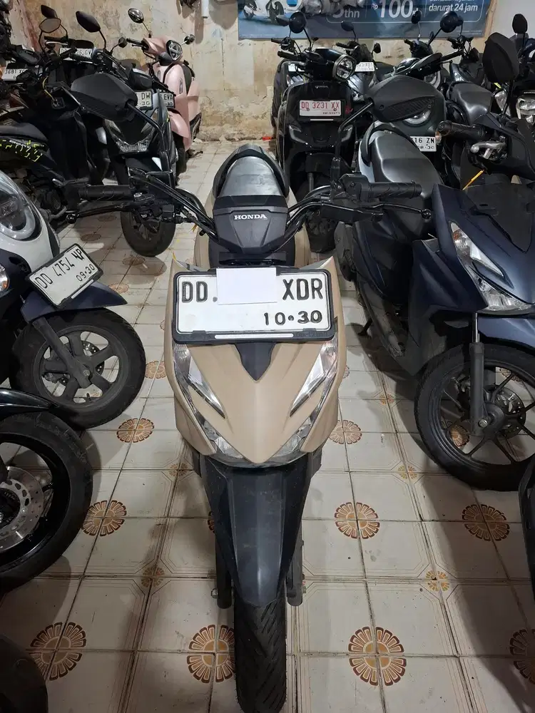 Honda Beat Street 2025 cokelat