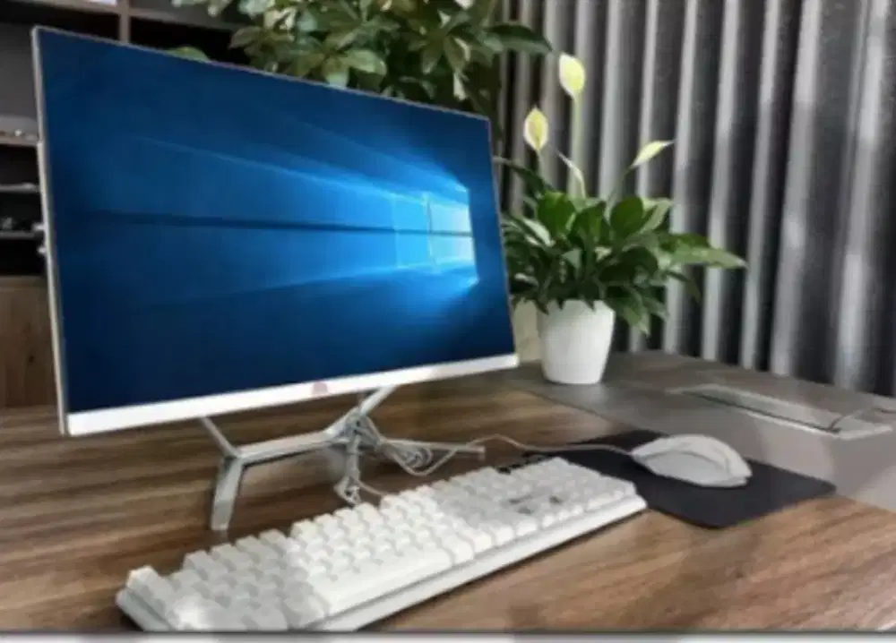 Komputer All in One (AIO) Intel core i5