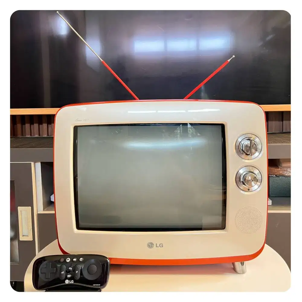 Televisi/TV Tabung CRT LG Retro Classic Serie 1 Type 14SR1AB - Rare