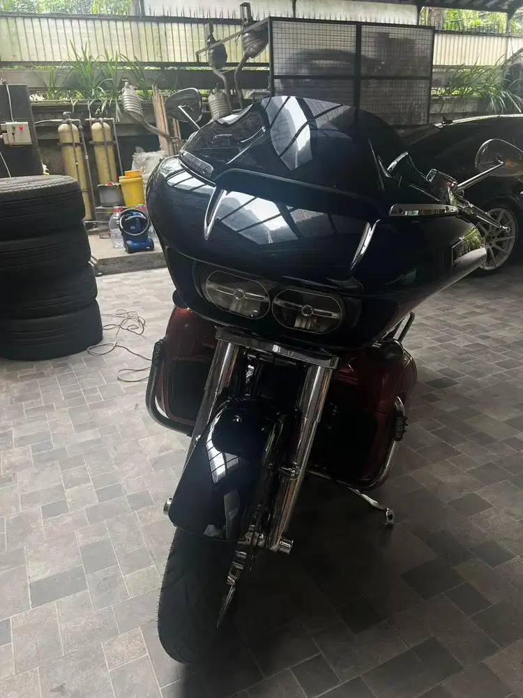 Harley Davidson Road Glide Ultra CVO