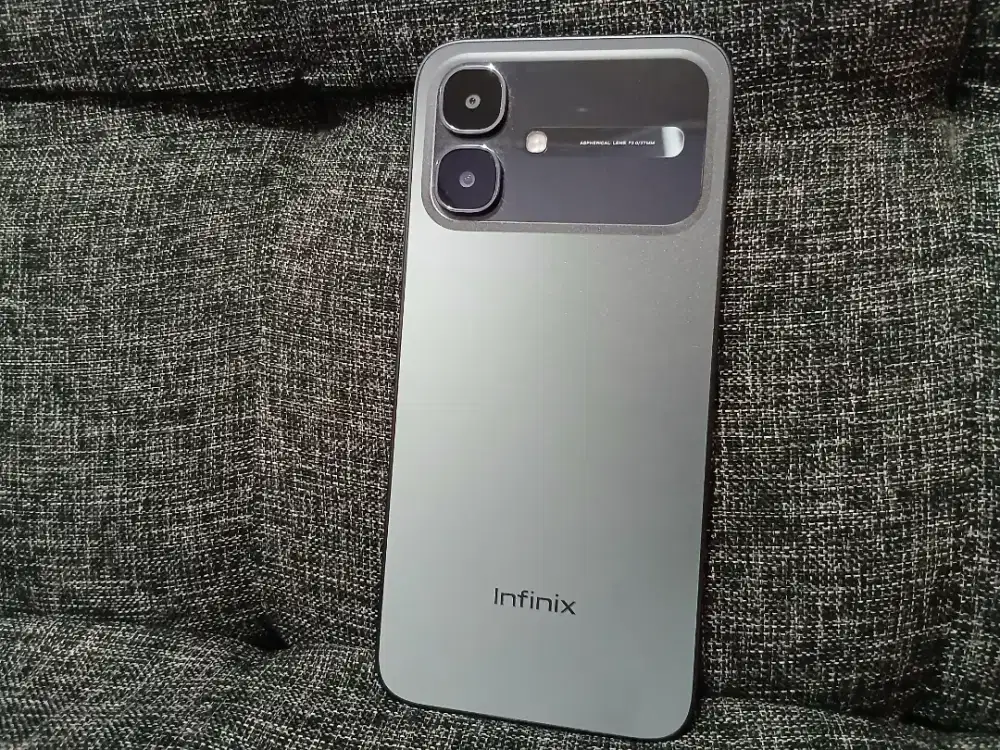Infinix Smart 20 Hitam