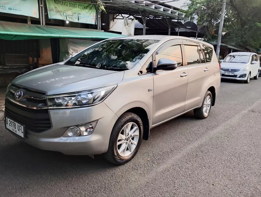 Toyota Kijang Innova 2017 Bensin
