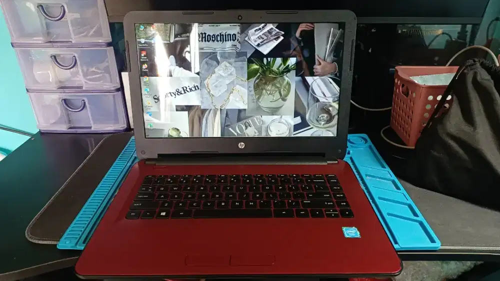 Laptop hp14-ram 4gb/ssd 256gb murah