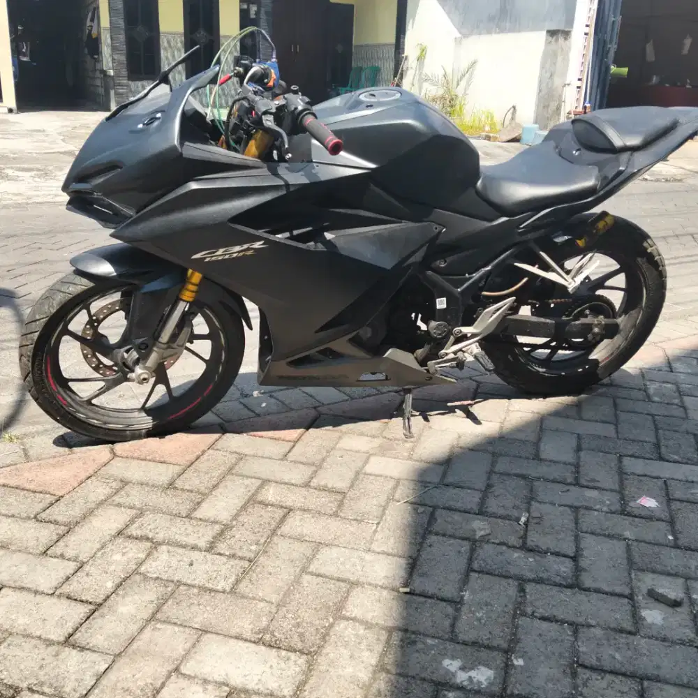 Honda CBR 150r 2021