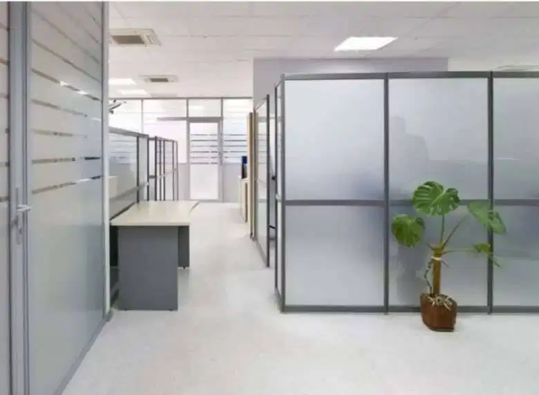 Sedia bahan dan jasa sticker kaca sanblast buram & kaca film one way