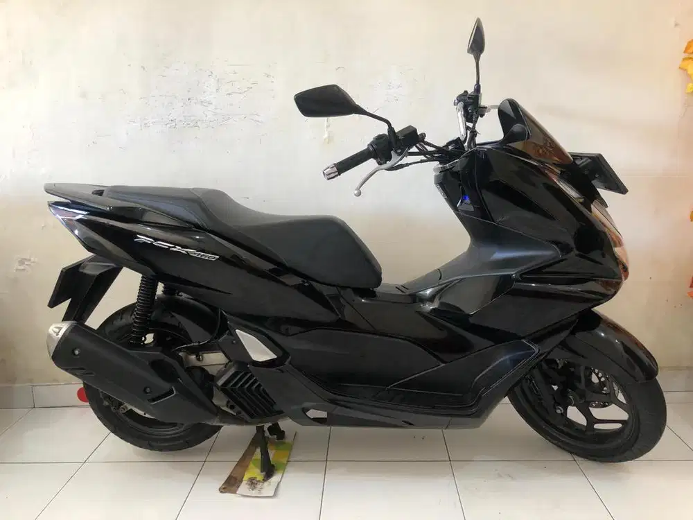 Honda PCX Th.2023 hitam!!