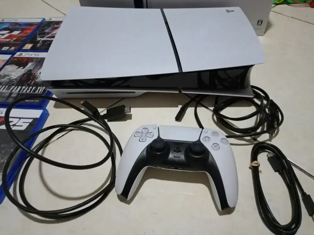 PS5 PlayStation 5 Slim Disc Version Japan Mulus 99%