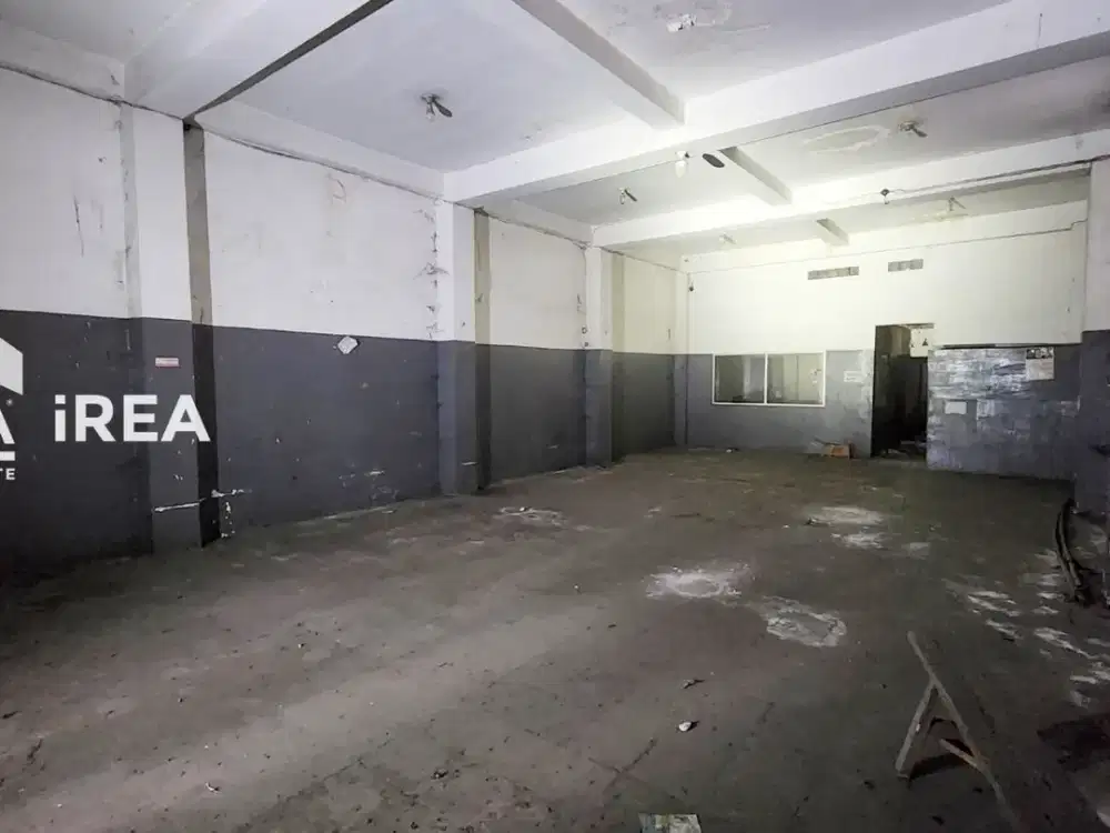 RUANG USAHA DISEWAKN DI SOLO DEKAT SUPERINDO COLOMADU