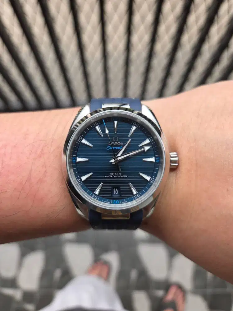 OMEGA Seamaster Aqua Terra 150M Co-Axial Master Chronometer Blue Dial